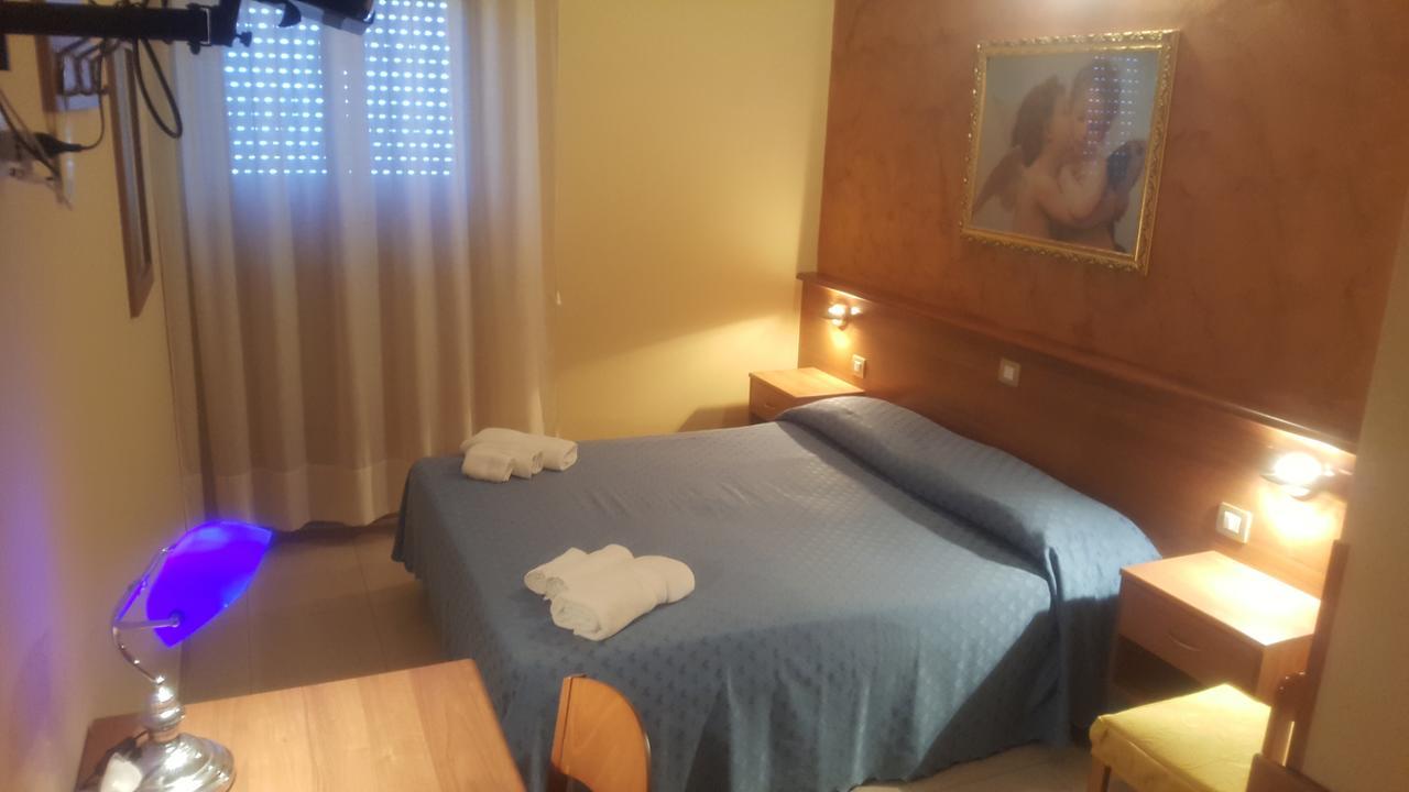Hotel Il Vulcano Tropea Exterior foto